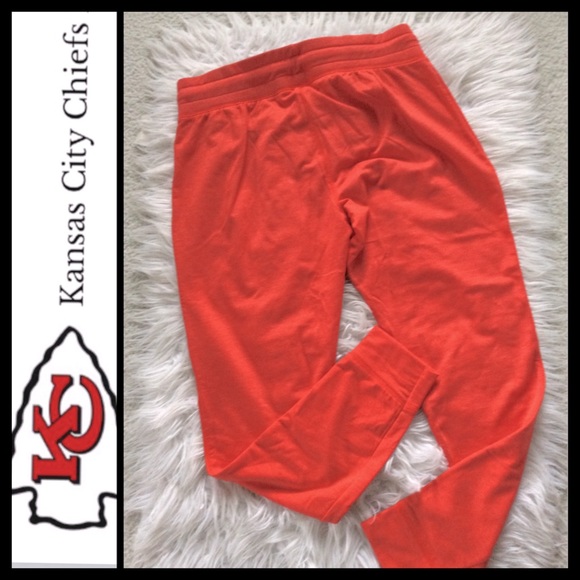 🔥2 LEFT🔥NWT “Swifties” KC Chiefs Women’s Jogger - Picture 5 of 11